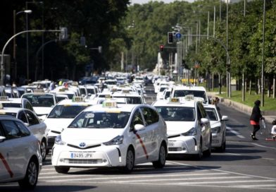 Taxistas piden tacógrafos para vigilar que taxis y vtc cumplan turnos