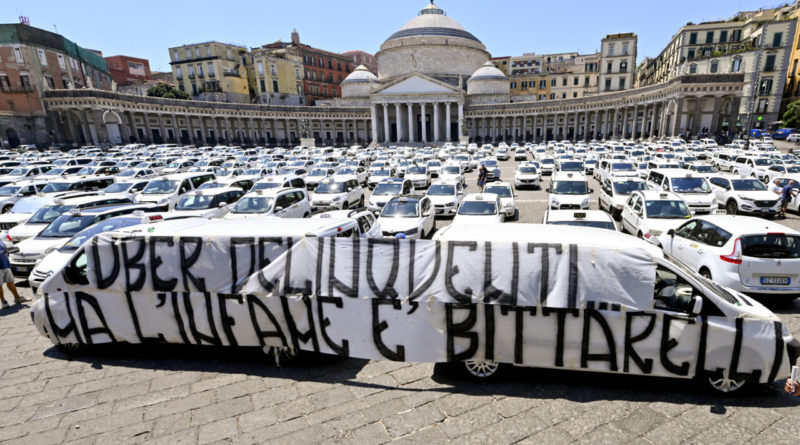 Sindicatos y asociaciones del taxi italianos convocan a un paro nacional el 21 de mayo