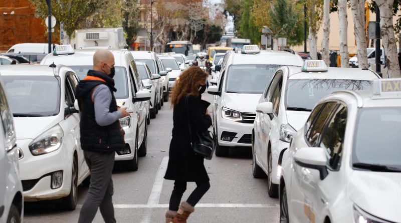 Los taxistas de Palma, preocupados por la gran demanda durante la temporada