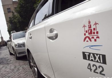 El Ayuntamiento destina más de 250.000 euros a la mejora de 157 taxis de Córdoba