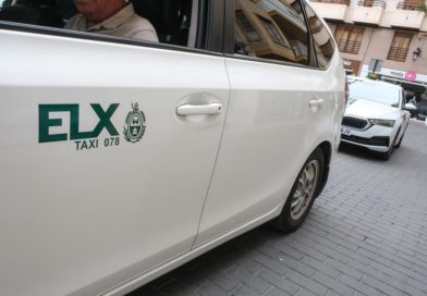 Elx comptarà per primera vegada amb parades de taxi accessibles a l’octubre