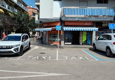 Esquerra torna a demanar la supressió de dues places de taxi de l’estació