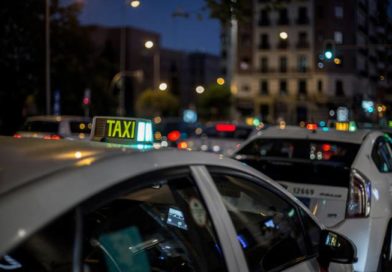 Ayax se asocia con Wakam para comercializar seguros para taxis y VTC