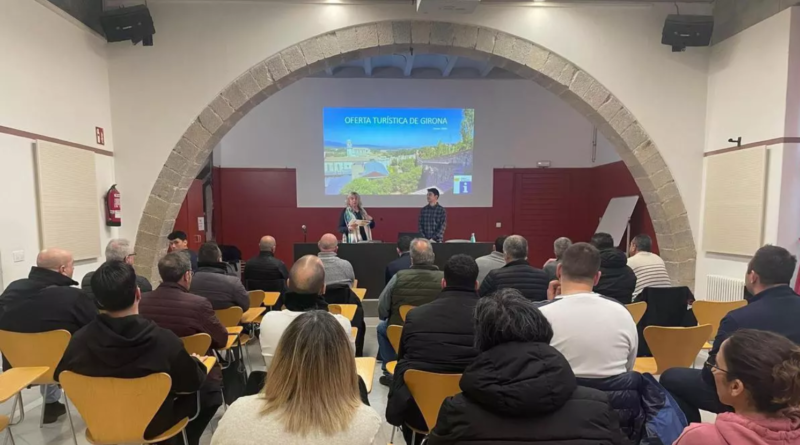 Comencen les formacions per potenciar el coneixement de l’oferta turística de Girona i l’ús del català en el sector del taxi.
