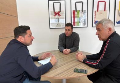 Acord entre l’Ajuntament d’Eivissa i el sector del taxi per l’activació llicències estacionals Acord entre l’Ajuntament d’Eivissa i el sector del taxi per l’activació llicències estacionals